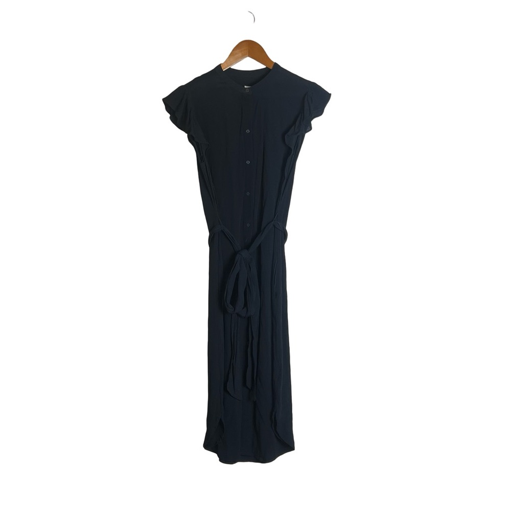 Gap black buttonโ down flutter sleeve midi dress. Size small